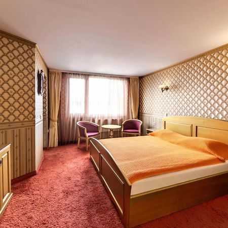 Hotel Sveti Nikola Boyana - Free Parking โซเฟีย ภายนอก รูปภาพ